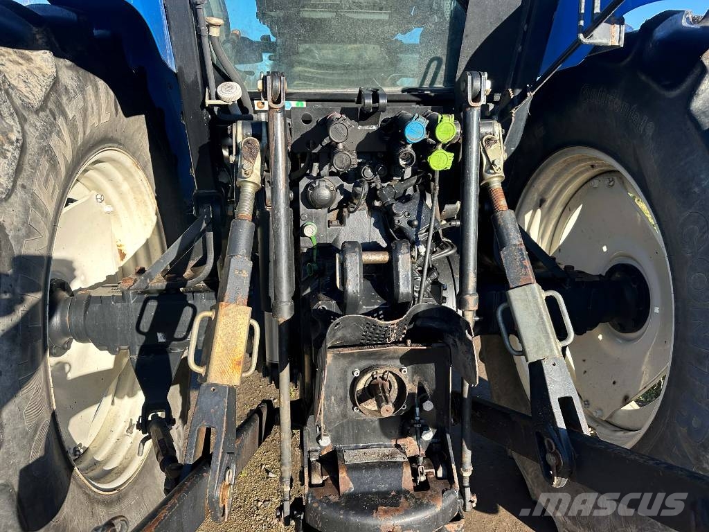 New Holland TM120 Classic Traktoren