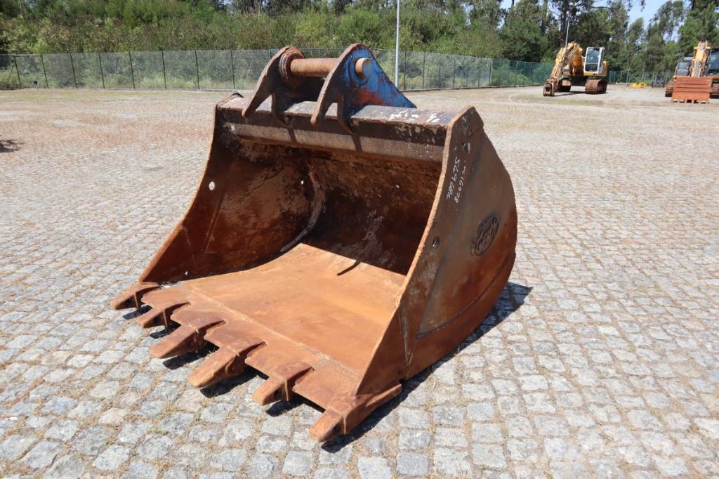  Balde escavação 1500 mm Ø80 Geith دلاء