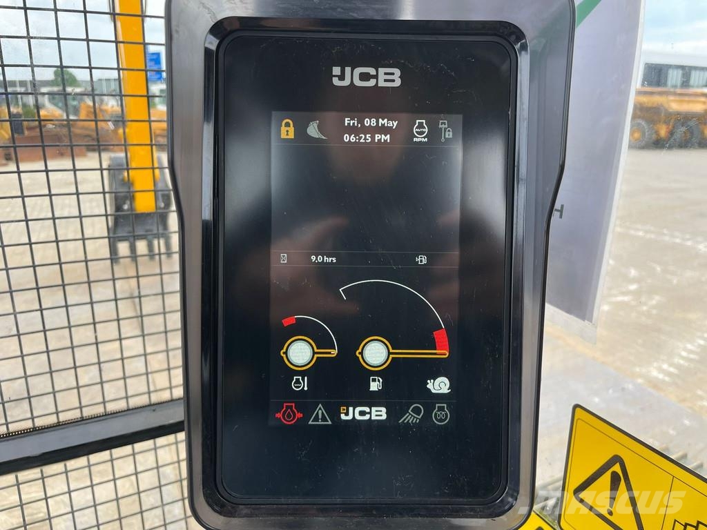 JCB 245 HD LR حفارات زحافة