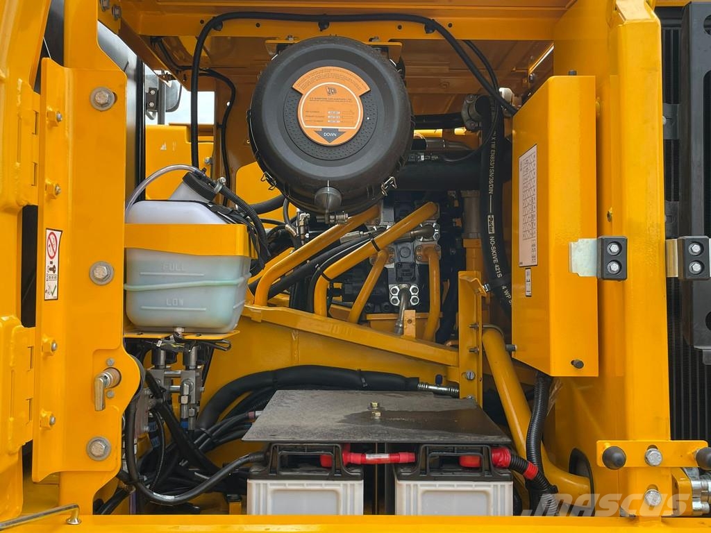 JCB 245 HD LR حفارات زحافة
