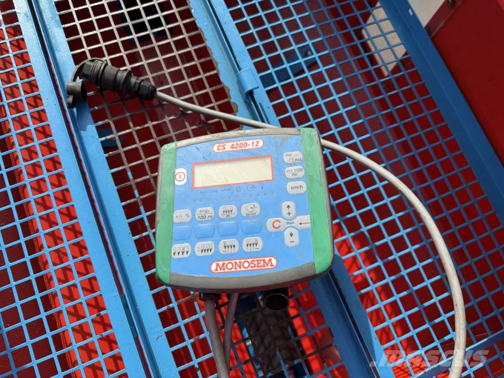 Monosem NG 4-6 rij maiszaaimachine Drillmaschinen