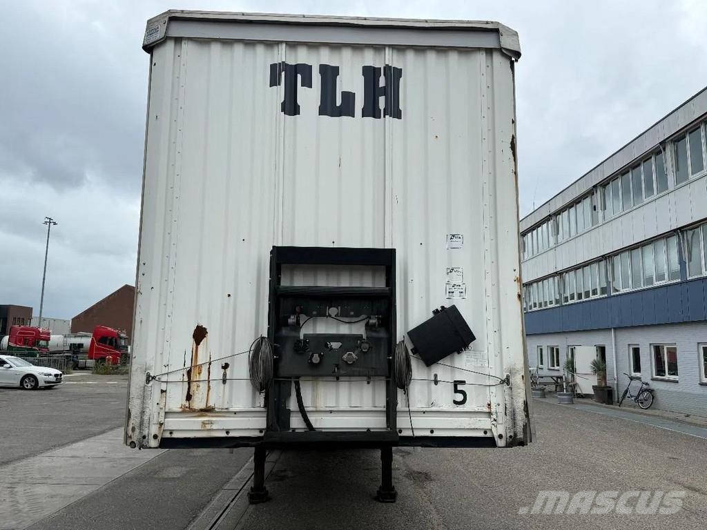Kässbohrer XS 3 AXLE - SAF + SLIDING ROOF - DISC BRAKES Schuifzeilen