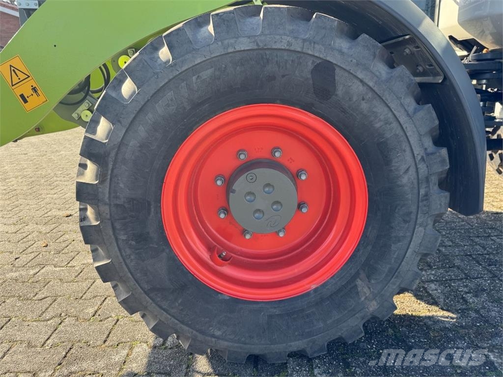 CLAAS Torion 530 لوادر بعجل