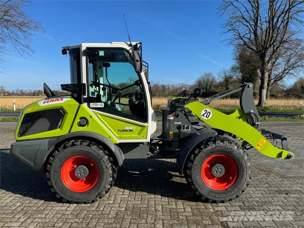 CLAAS Torion 530 لوادر بعجل