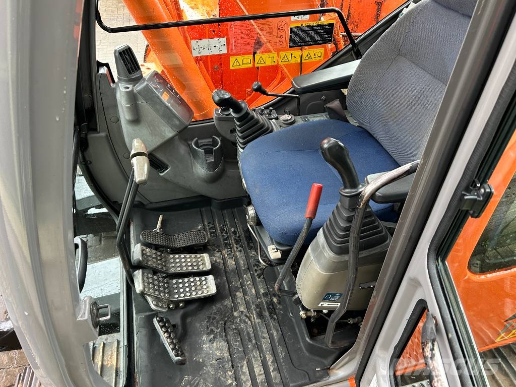 Hitachi ZX 135 US 履帶式 挖土機/掘鑿機/挖掘機