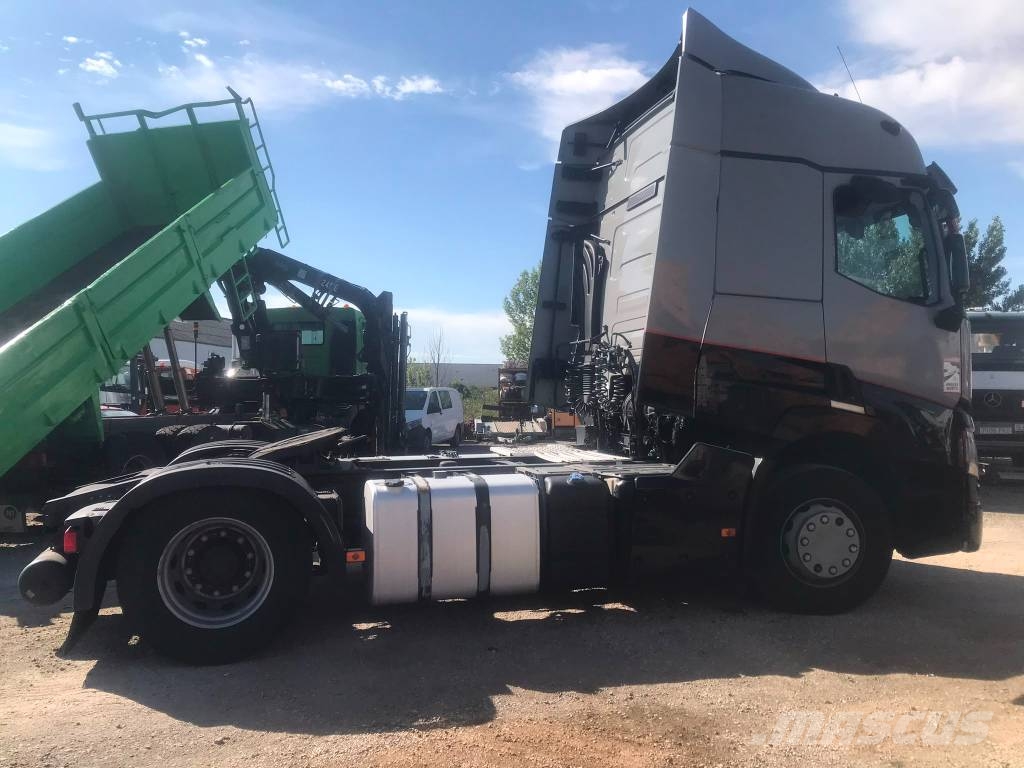 Renault T460 Camiones tractor