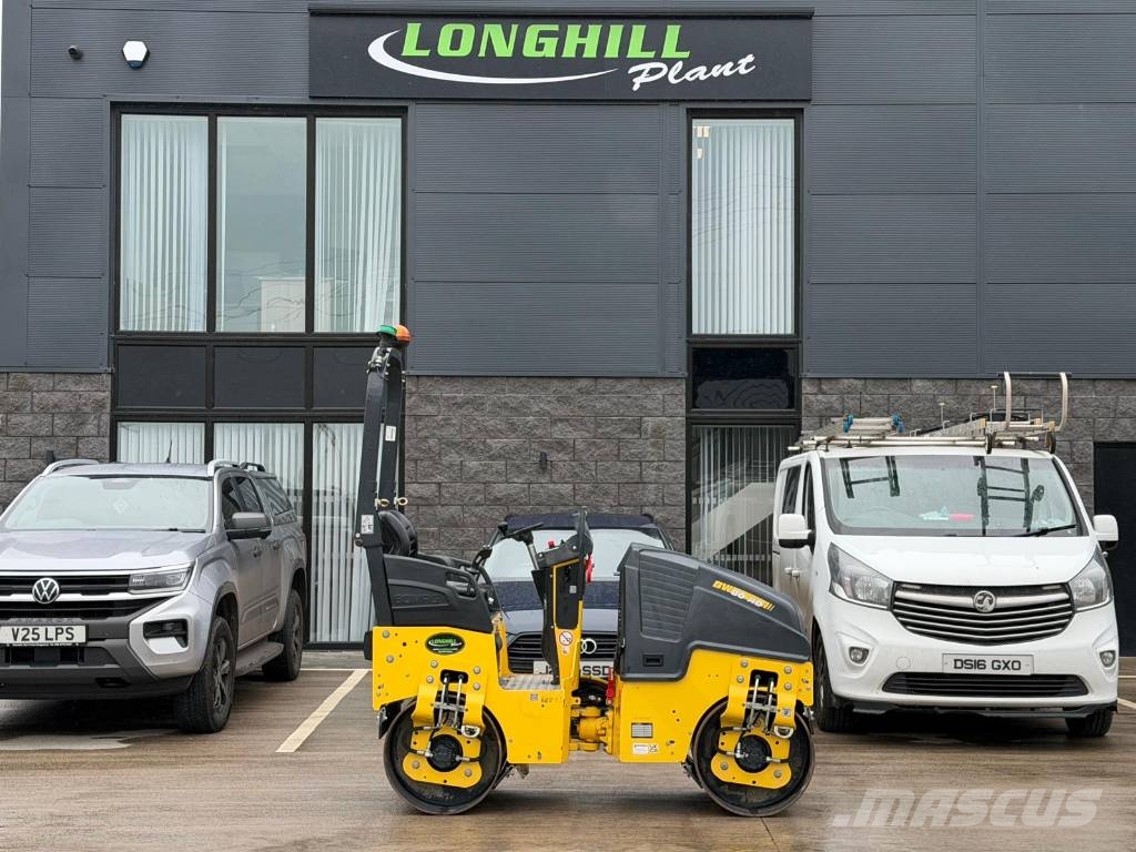 Bomag BW 80 AD-5 مداحل ثنائية الاسطوانة