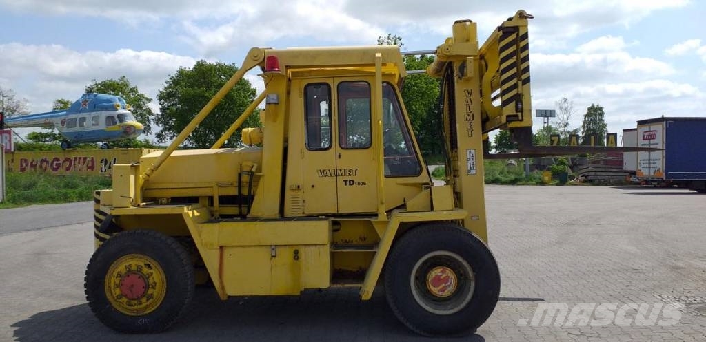 Valmet TD 1006 Dieseltrukit
