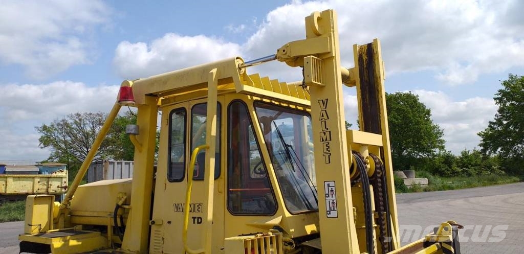 Valmet TD 1006 Dieseltrukit