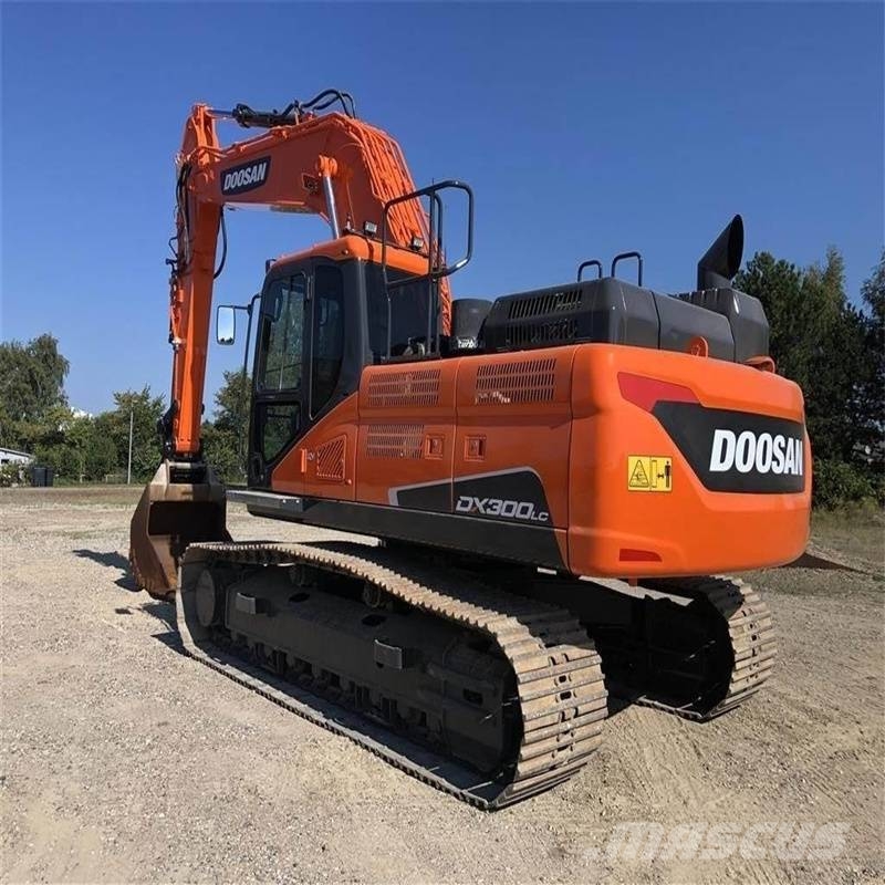 Doosan DX 300 LCA Raupenbagger