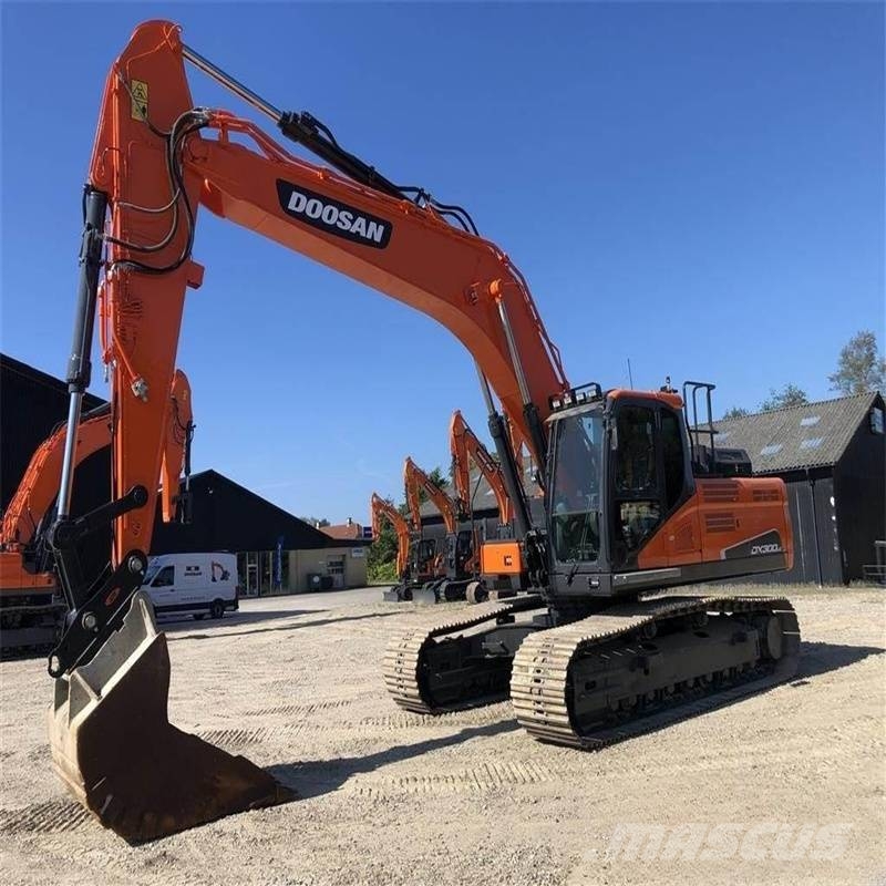 Doosan DX 300 LCA Raupenbagger