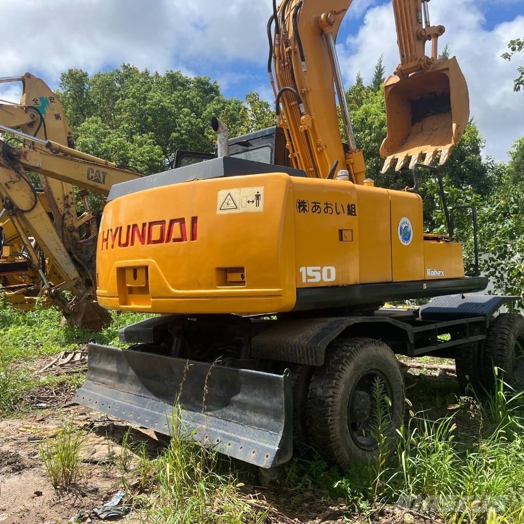 Hyundai 150 LC-9S حفارات بعجل