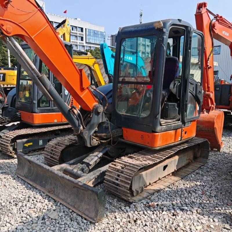 Hitachi ZX 65 Minigravemaskiner