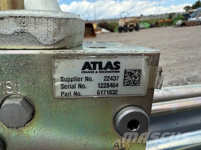 Atlas NEW ARM BUCKET 3500MM/3000MM Plataformas y cucharones