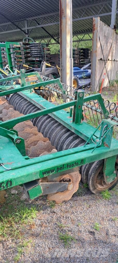 Kivi-Pekka 350 lamu Kiekkomultaimet ja lautasäkeet