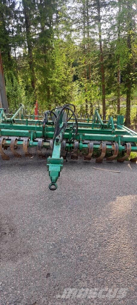 Kivi-Pekka 350 lamu Kiekkomultaimet ja lautasäkeet