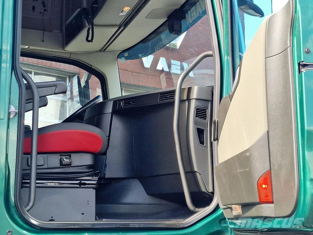 Volvo FH 13.460 Globetrotter 4x2 - ADR - Chassis cover - Trekkvogner