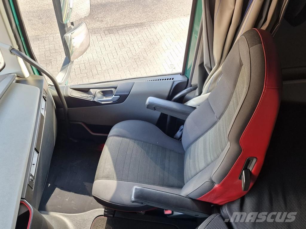 Volvo FH 13.460 Globetrotter 4x2 - ADR - Chassis cover - Trekkvogner