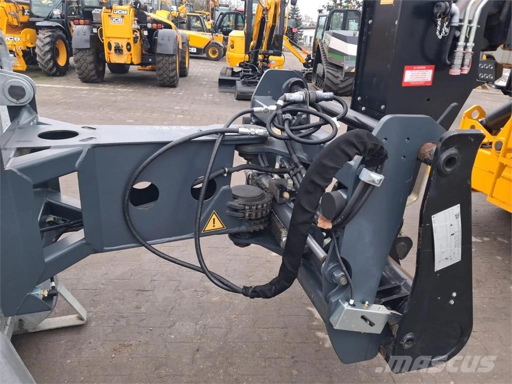 JCB ROTO 555P210R مناولات متداخلة