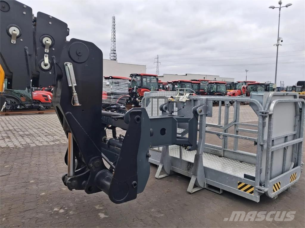JCB ROTO 555P210R مناولات متداخلة
