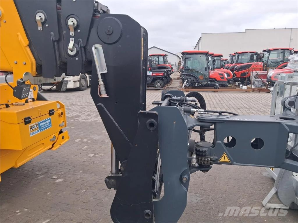 JCB ROTO 555P210R SV. Carretillas telescópicas