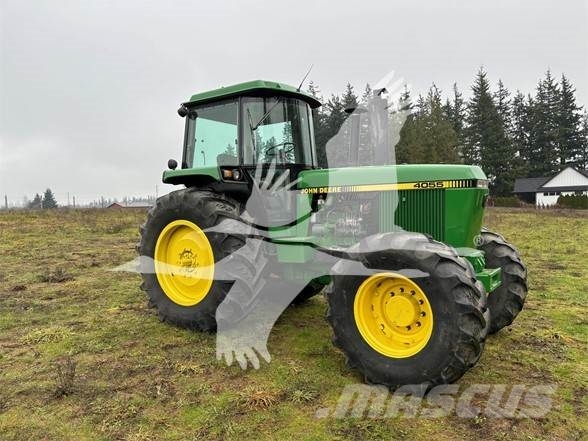 John Deere 4055 Traktorji