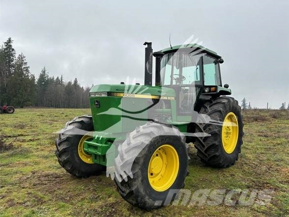 John Deere 4055 Traktorji