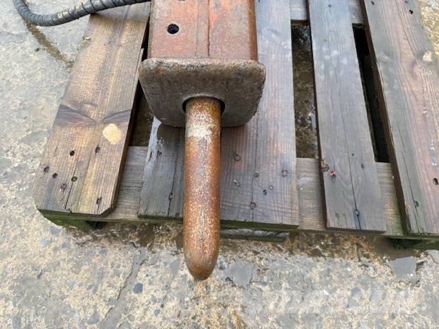 Komac KB 250S Hammers / Breakers