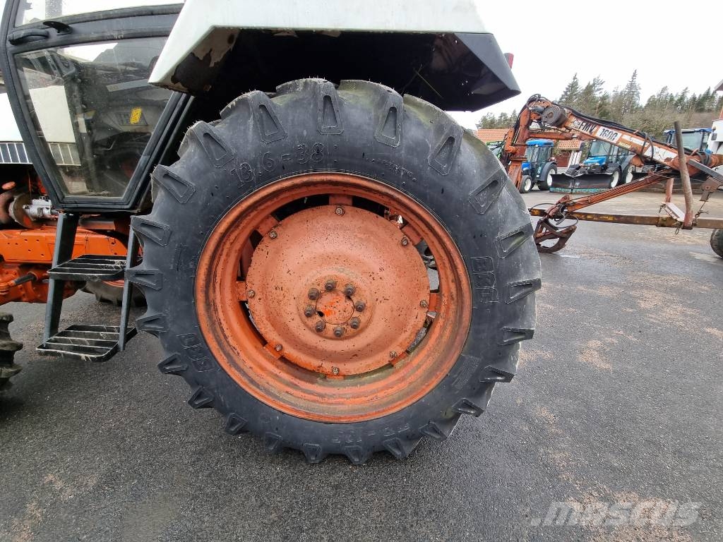 Case IH 1490 / FUK863 Traktorji