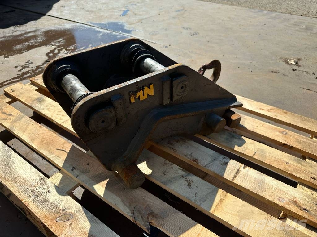 Matt Nielen CW10 hydraulic quick hitch Conectores rápidos