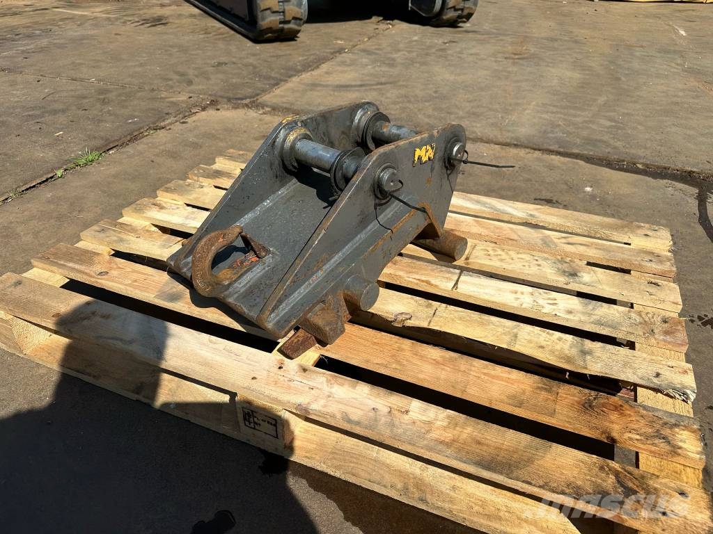 Matt Nielen CW10 hydraulic quick hitch Conectores rápidos