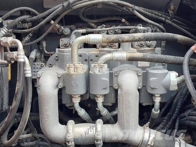 Hitachi KTEG KMC400-6 Pelle à déchets