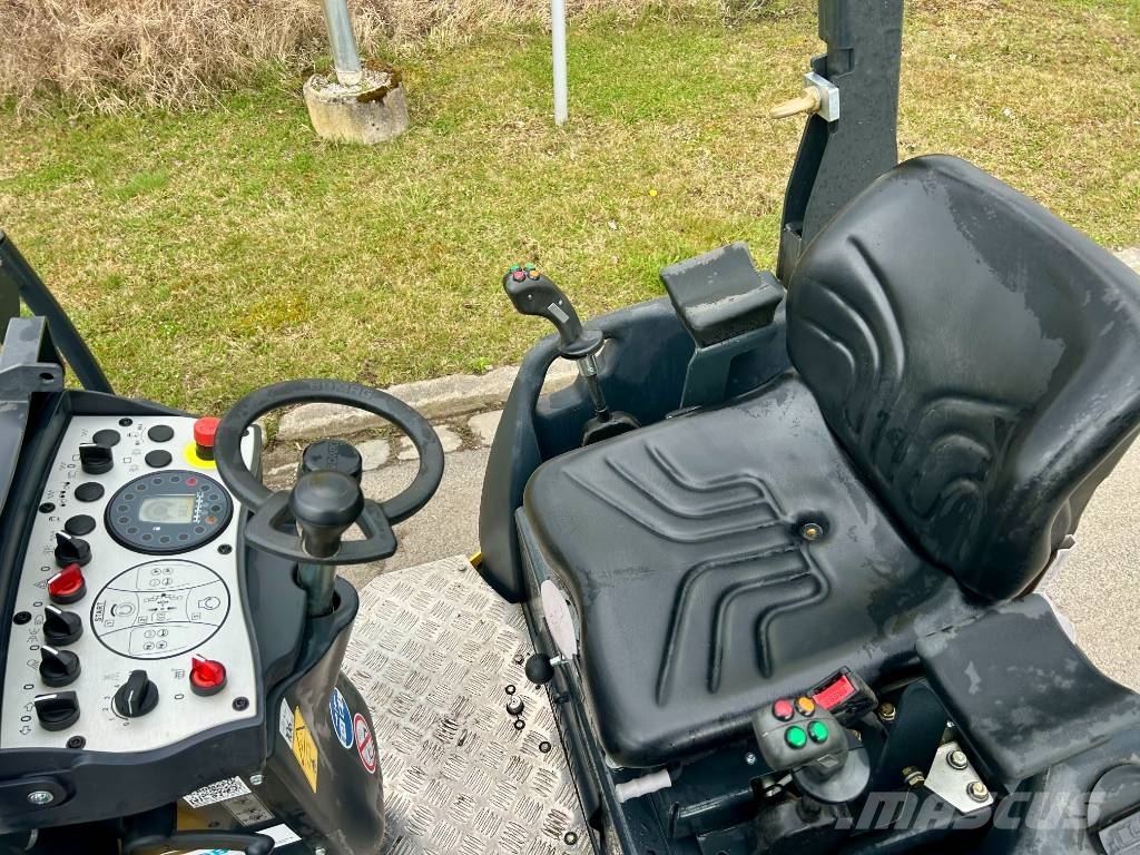 Bomag BW 100 AC-5 Tandemové válce