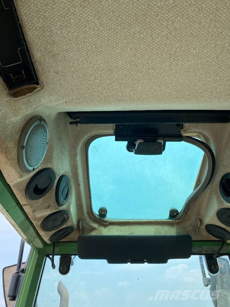Fendt 207-V / Vario TMS Carte Grise Française endommagé Tractors