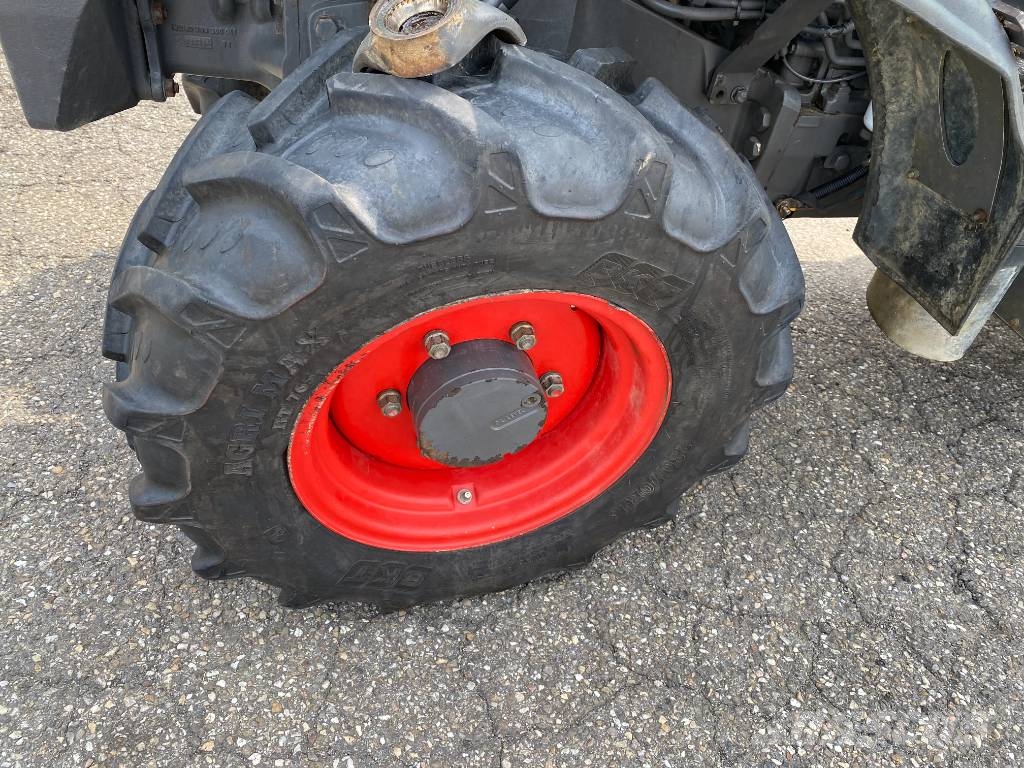 Fendt 207-V / Vario TMS Carte Grise Française endommagé Tractors