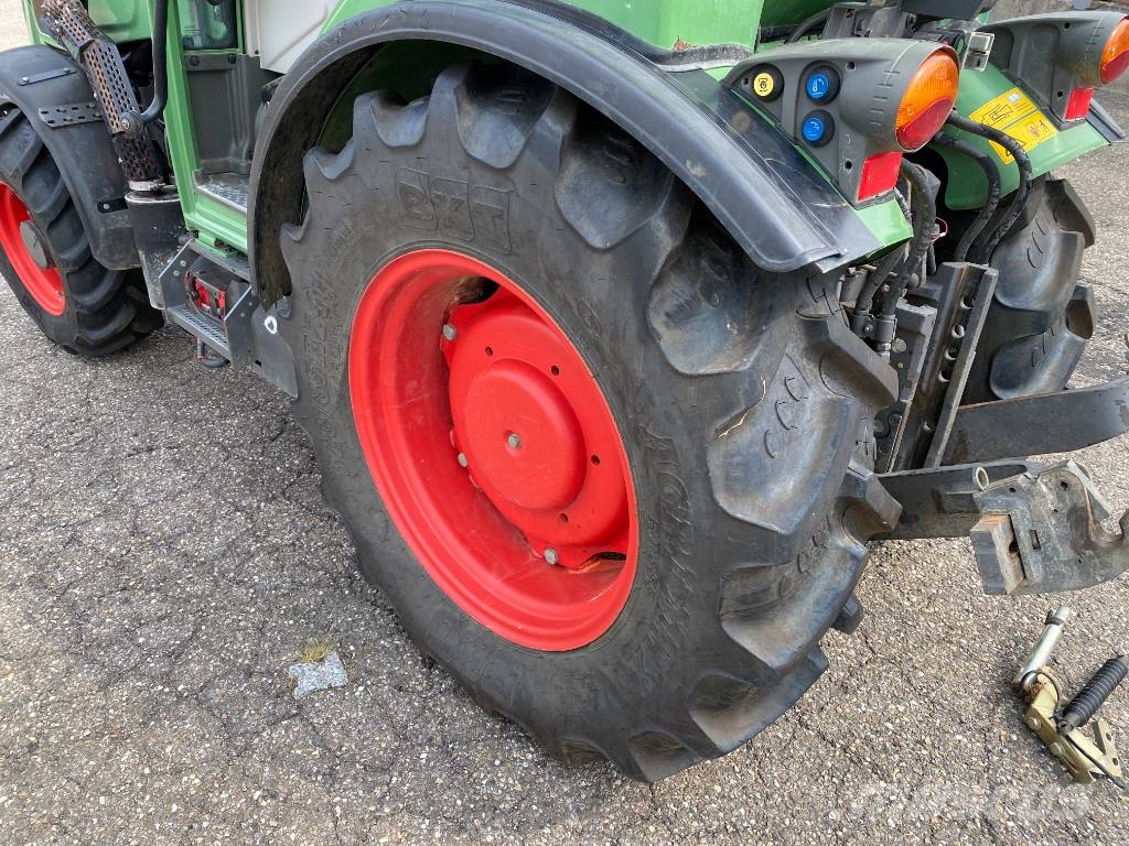 Fendt 207-V / Vario TMS Carte Grise Française endommagé Tractors