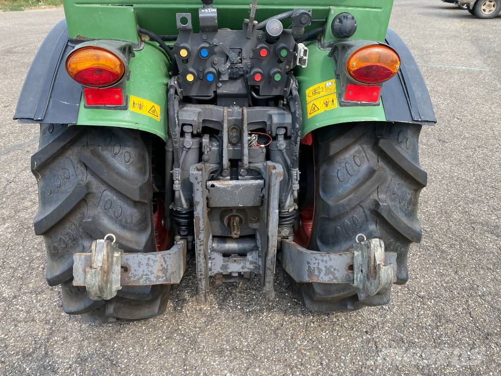 Fendt 207-V / Vario TMS Carte Grise Française endommagé Tractors