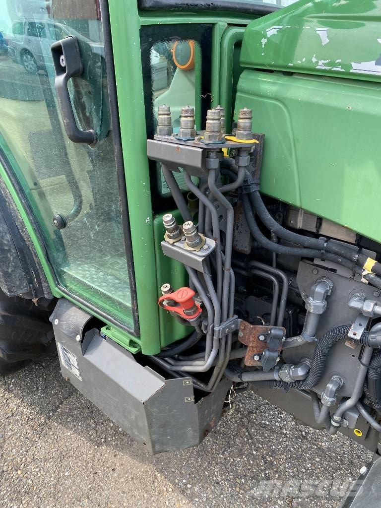 Fendt 207-V / Vario TMS Carte Grise Française endommagé Tractors