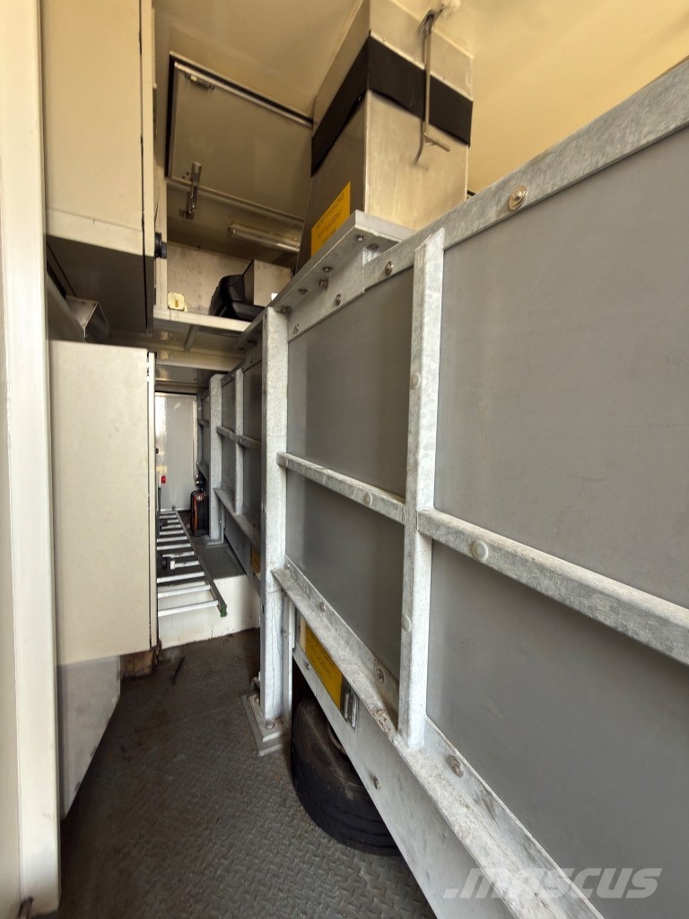 Cuppers / Stork Mobilna Ubojnia (Mobile Slaughter Unit) Otros semirremolques