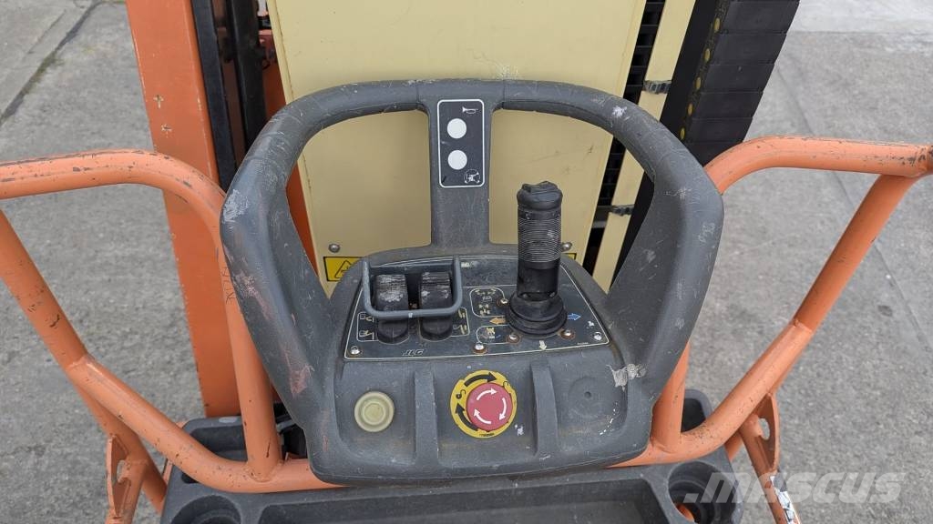 JLG Toucan T8E رافعات سلة تلسكوبية