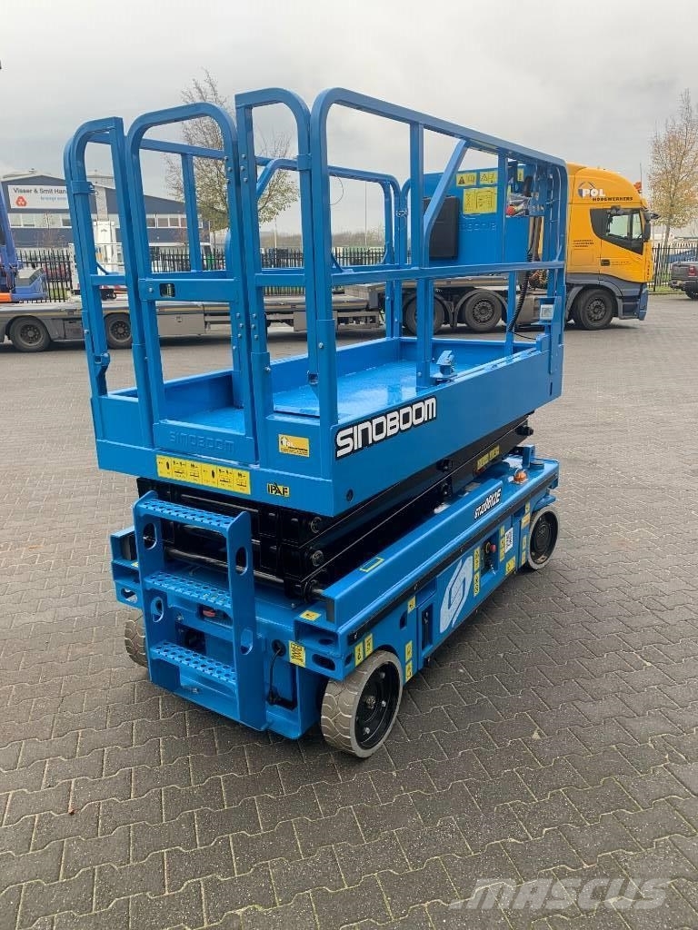 Sinoboom GN2146E E-DRIVE رافعات مقصية الشكل