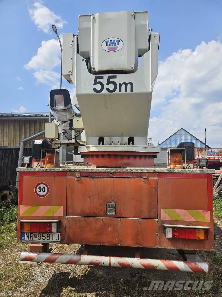 Bronto Skylift 55 HDT المنصات الهوائية المثبتة على شاحنة