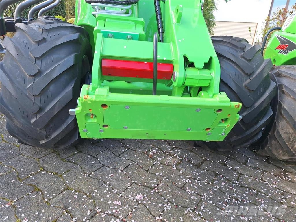 Avant 760i Frontlastare och grävare