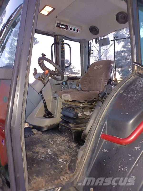 Valtra N 141 Трактори