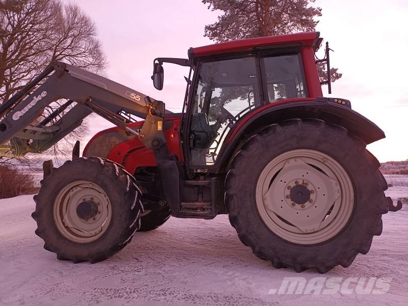 Valtra N 141 Трактори