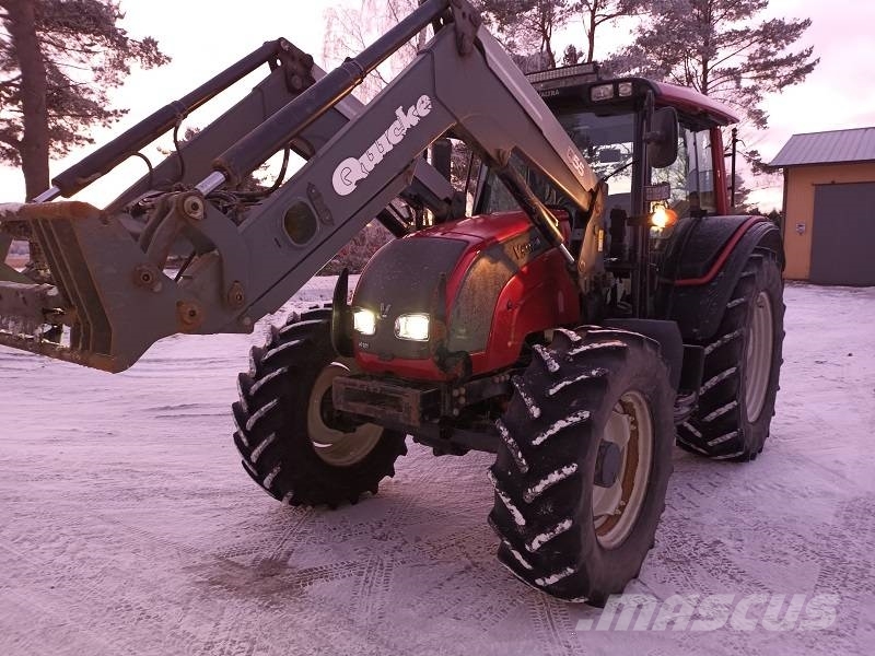 Valtra N 141 Трактори