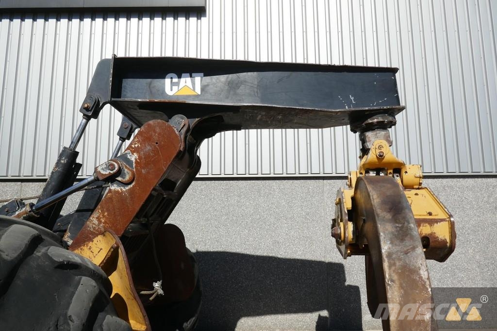 CAT 525D Arrastradoras de troncos
