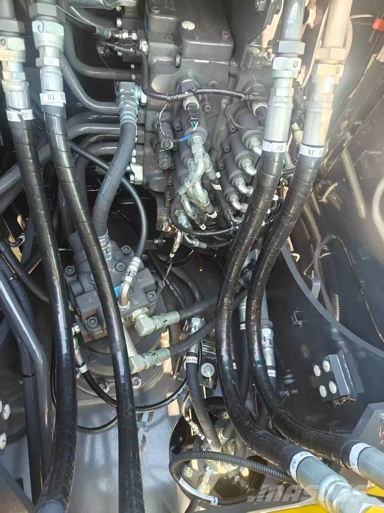 Sumitomo SH130-7 中型挖土機/掘鑿機/挖掘機 7t-12t