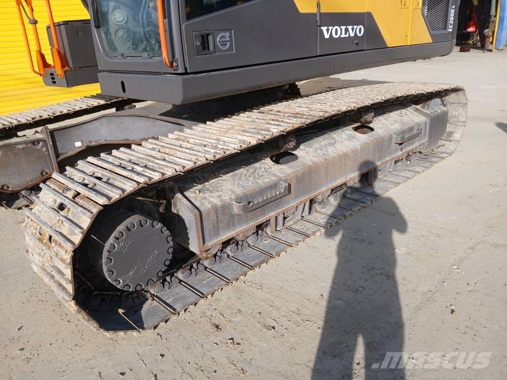 Volvo EC 200 E Gravemaskiner på larvebånd