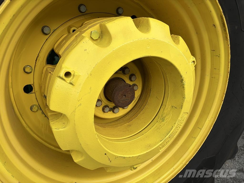 John Deere 8285R Traktorid